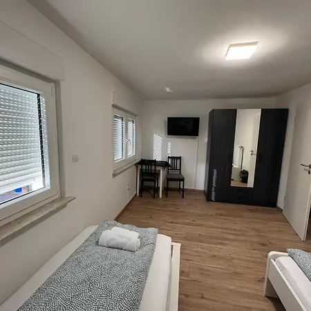 92 Проживание в семье Кобленц