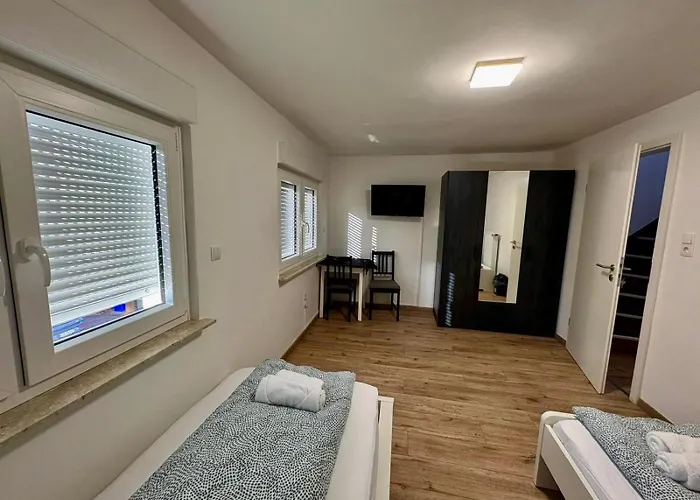 Проживание в семье 92